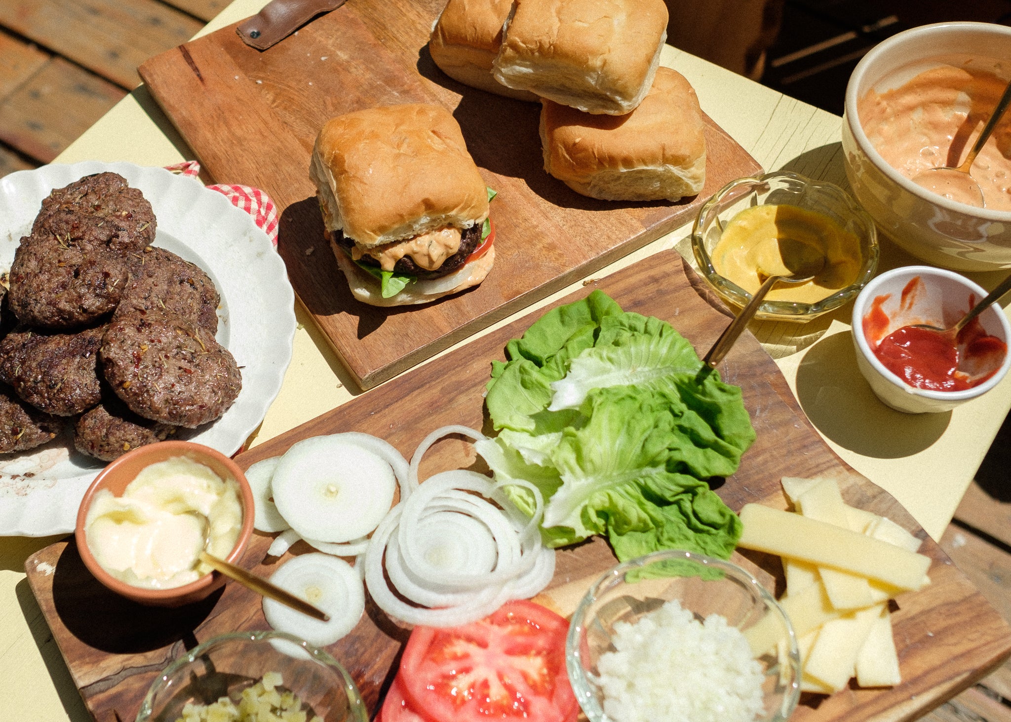 Premium Burger Box - Image 4